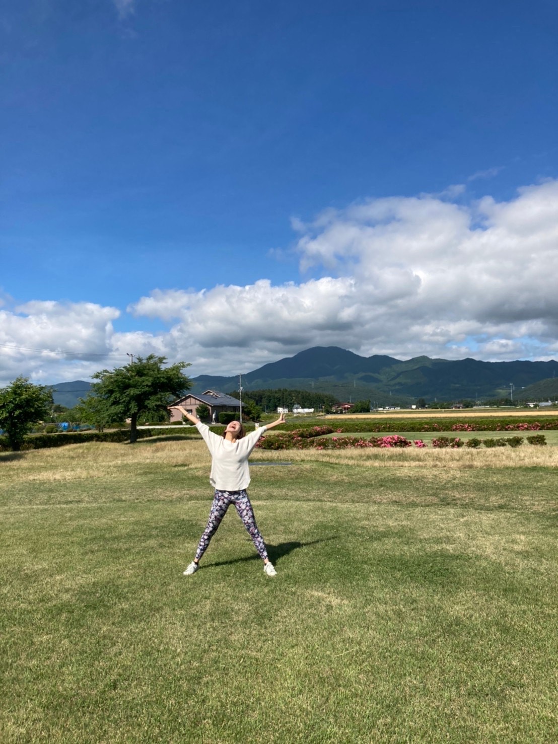 メディカルフィットネスウェルベース矢巾の青空ヨガ香菜